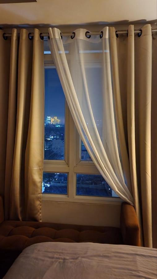 Alps At 150 Newport Blvd Condominum Near T3 Pasay Extérieur photo
