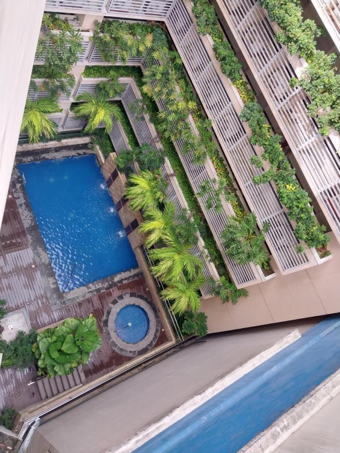 Alps At 150 Newport Blvd Condominum Near T3 Pasay Extérieur photo